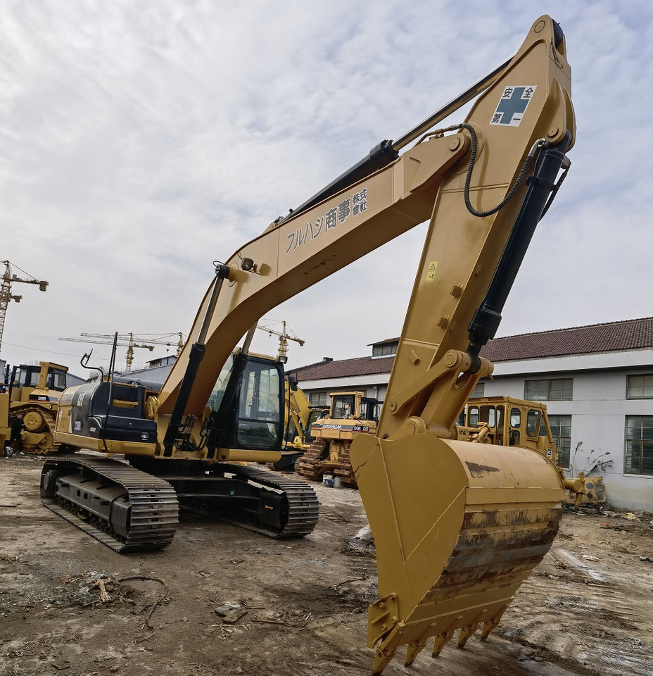 CAT 330DL excavator - Excavadora de cadenas: foto 2 CAT 330DL excavator - Excavadora de cadenas: foto 2