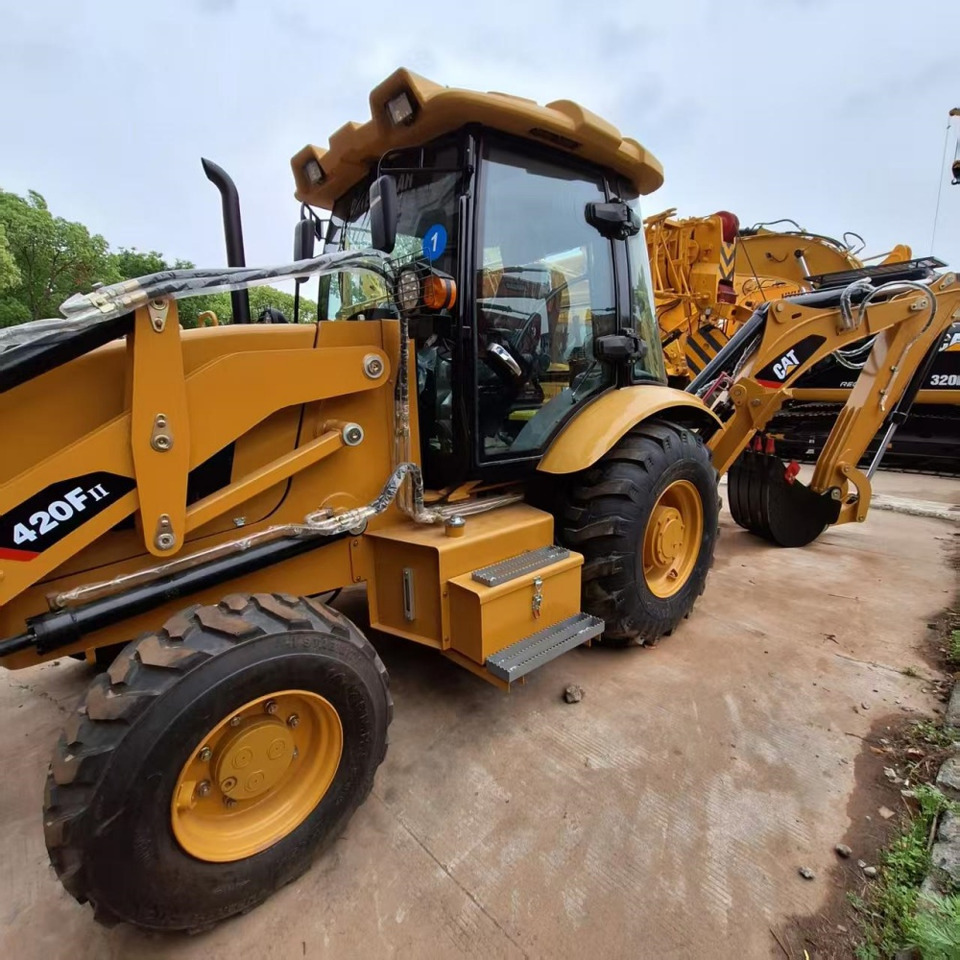 CAT 420F Backhoe Loader - Retroexcavadora: foto 1 CAT 420F Backhoe Loader - Retroexcavadora: foto 1