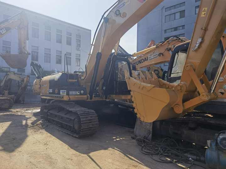 Caterpillar CAT325C Used Excavator 25ton hydraulic Crawler excavators used cat 325c excavator in shanghai - Excavadora de cadenas: foto 3 Caterpillar CAT325C Used Excavator 25ton hydraulic Crawler excavators used cat 325c excavator in shanghai - Excavadora de cadenas: foto 3