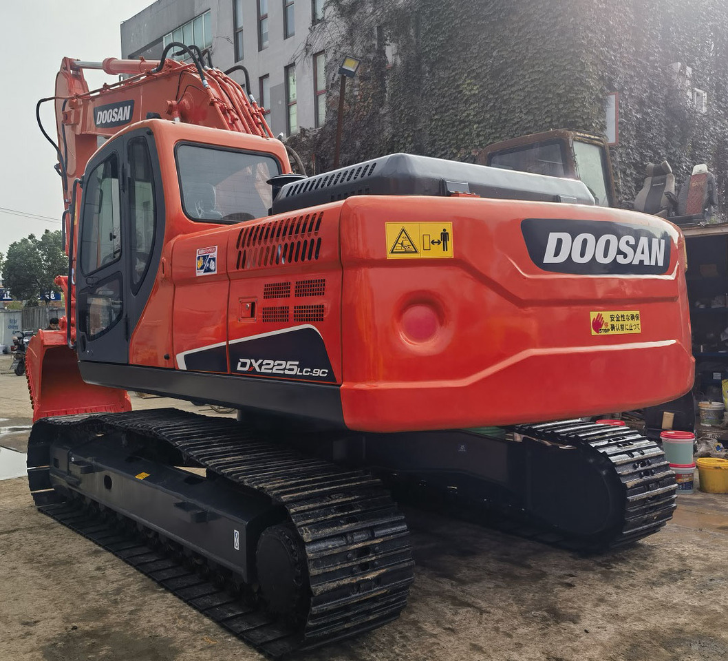 DOOSAN Doosan DX225LC Crawler excavator - Excavadora de cadenas: foto 1 DOOSAN Doosan DX225LC Crawler excavator - Excavadora de cadenas: foto 1