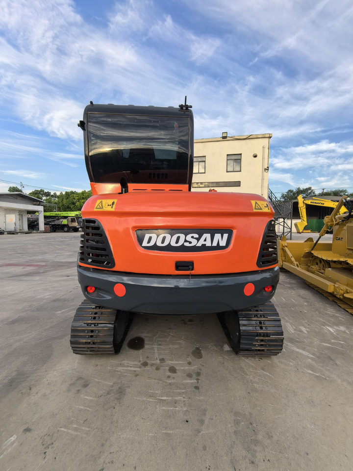 Doosan Dx60 Crawler Excavator - Excavadora de cadenas: foto 2 Doosan Dx60 Crawler Excavator - Excavadora de cadenas: foto 2