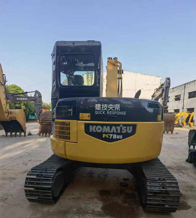 Factory Price Used Diesel Excavator Komatsu PC78US Small excavator used komatsu excavator - Excavadora de cadenas: foto 4 Factory Price Used Diesel Excavator Komatsu PC78US Small excavator used komatsu excavator - Excavadora de cadenas: foto 4