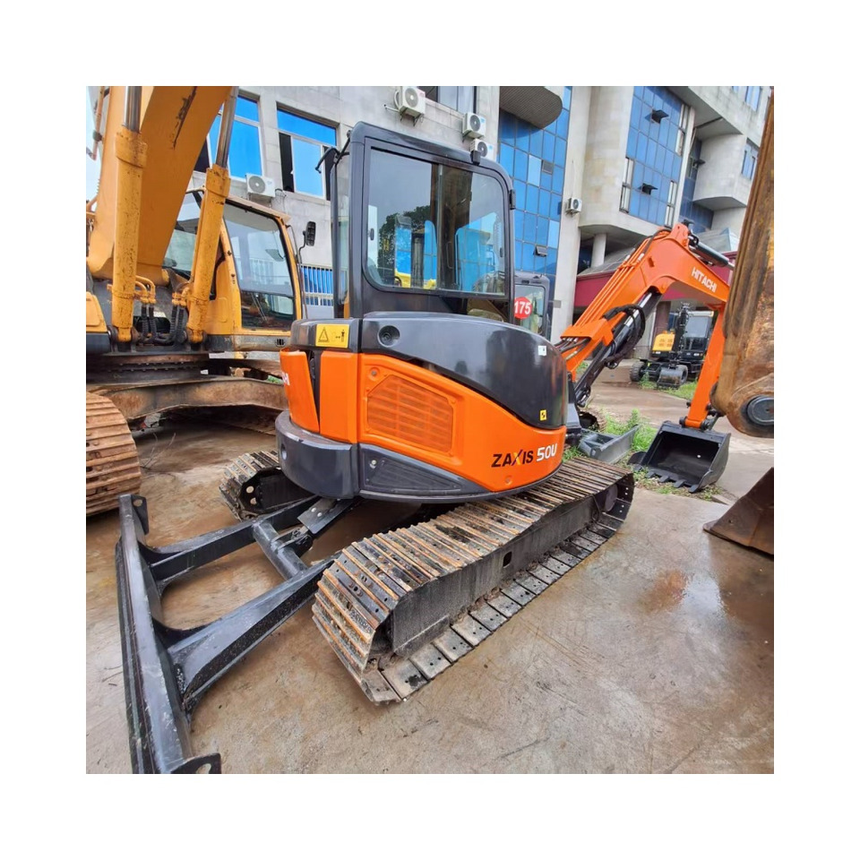 Hitachi ZX50U Excavator - Excavadora de cadenas: foto 2 Hitachi ZX50U Excavator - Excavadora de cadenas: foto 2