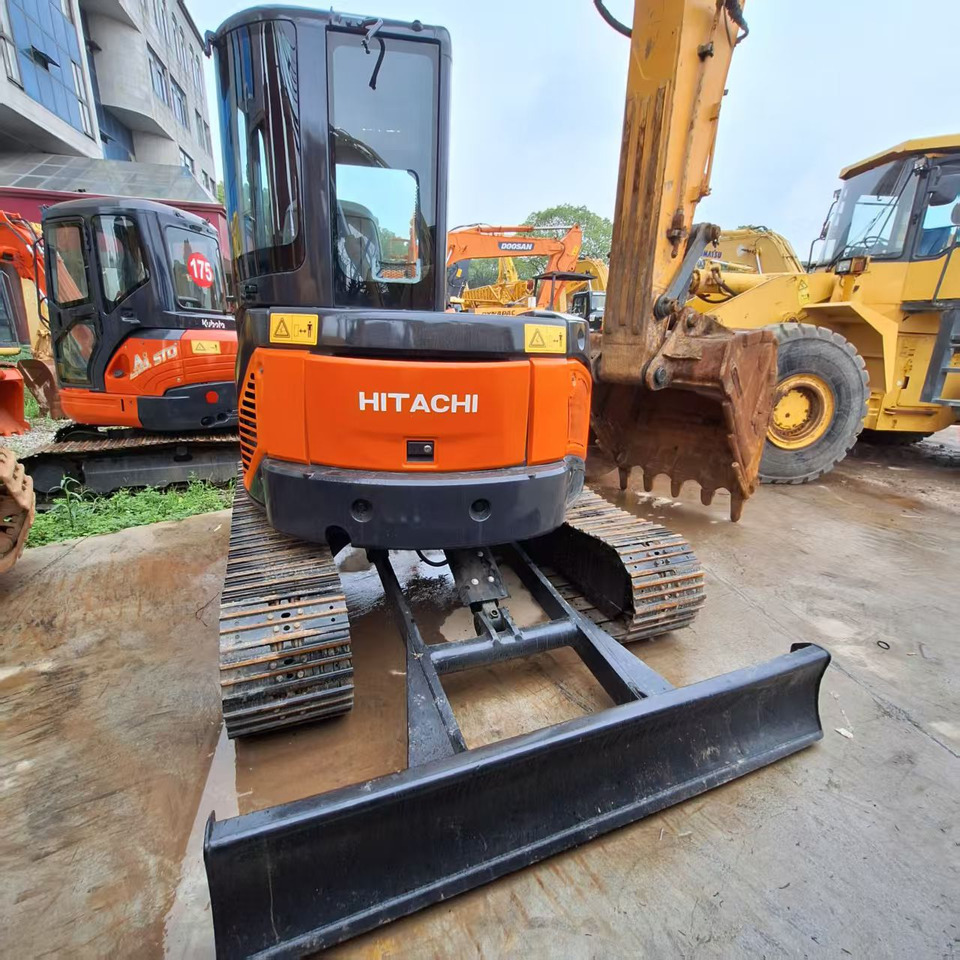 Hitachi ZX50U Excavator - Excavadora de cadenas: foto 4 Hitachi ZX50U Excavator - Excavadora de cadenas: foto 4