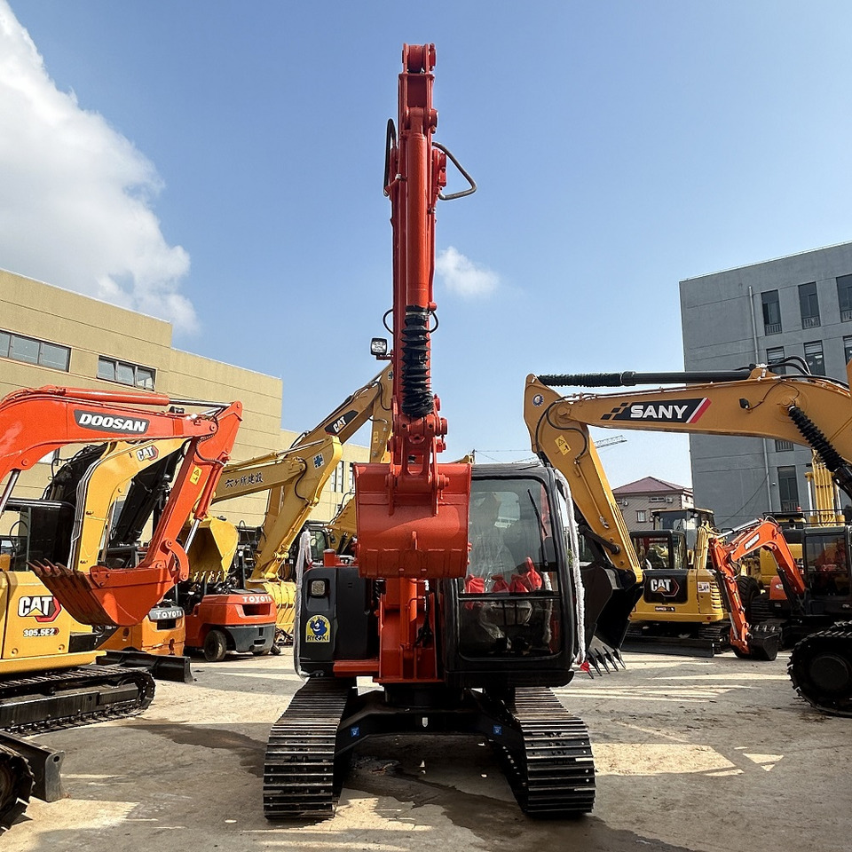 Hitachi ZX70 Excavator - Miniexcavadora: foto 4 Hitachi ZX70 Excavator - Miniexcavadora: foto 4