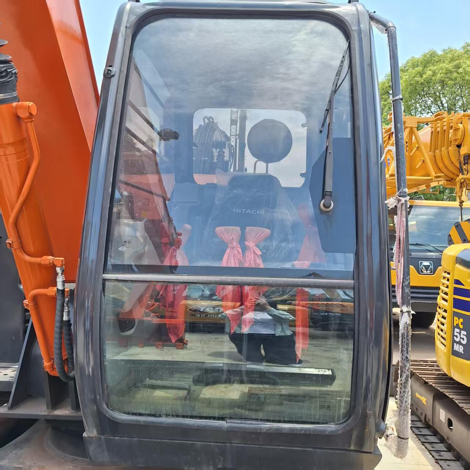 Hitachi ZX70 Excavator - Excavadora de cadenas: foto 3 Hitachi ZX70 Excavator - Excavadora de cadenas: foto 3