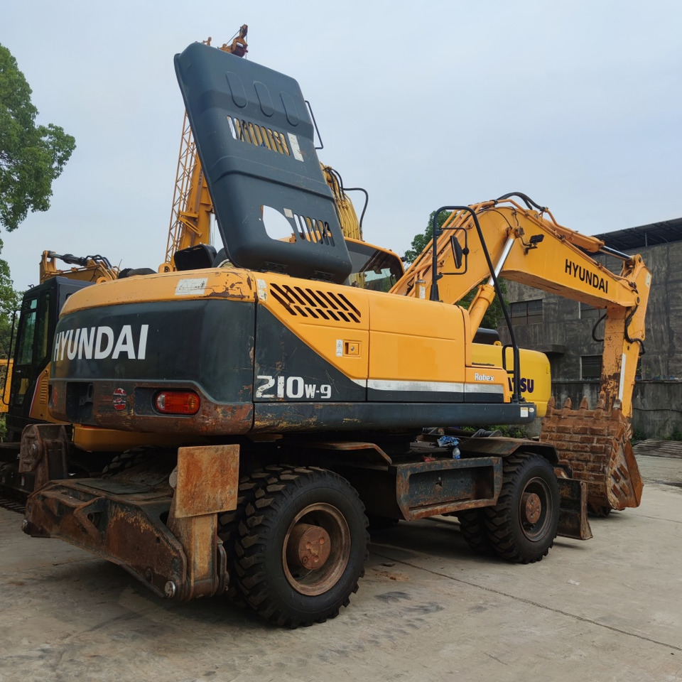 Hyundai 210w-9 wheel excavator - Excavadora de ruedas: foto 4 Hyundai 210w-9 wheel excavator - Excavadora de ruedas: foto 4
