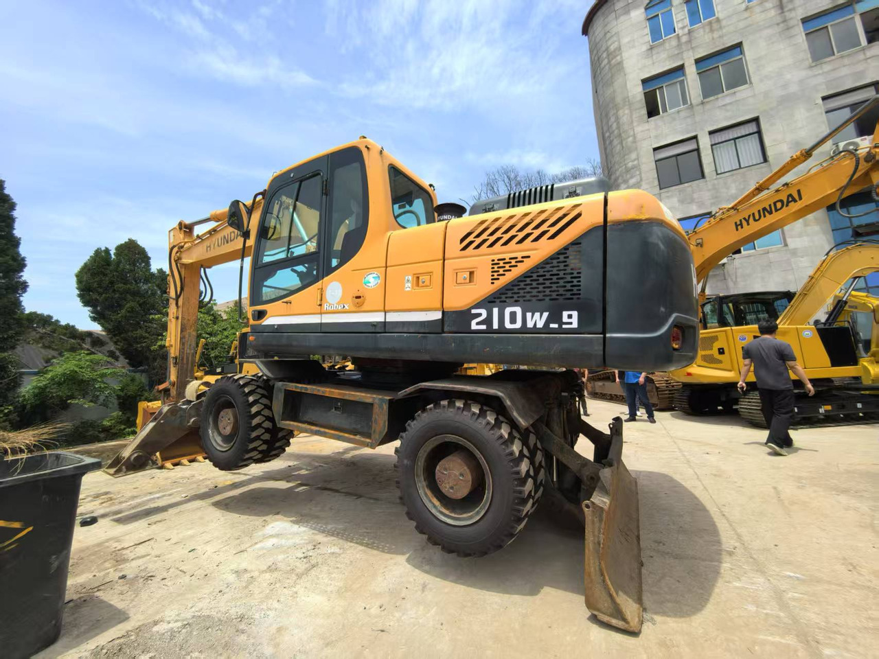 Hyundai 210w-9 wheel excavator - Excavadora de ruedas: foto 5 Hyundai 210w-9 wheel excavator - Excavadora de ruedas: foto 5