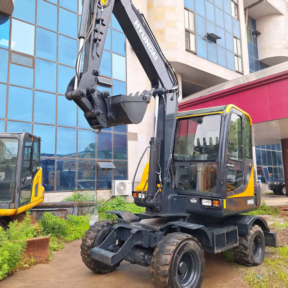 Hyundai HW60 excavator - Excavadora de ruedas: foto 4 Hyundai HW60 excavator - Excavadora de ruedas: foto 4
