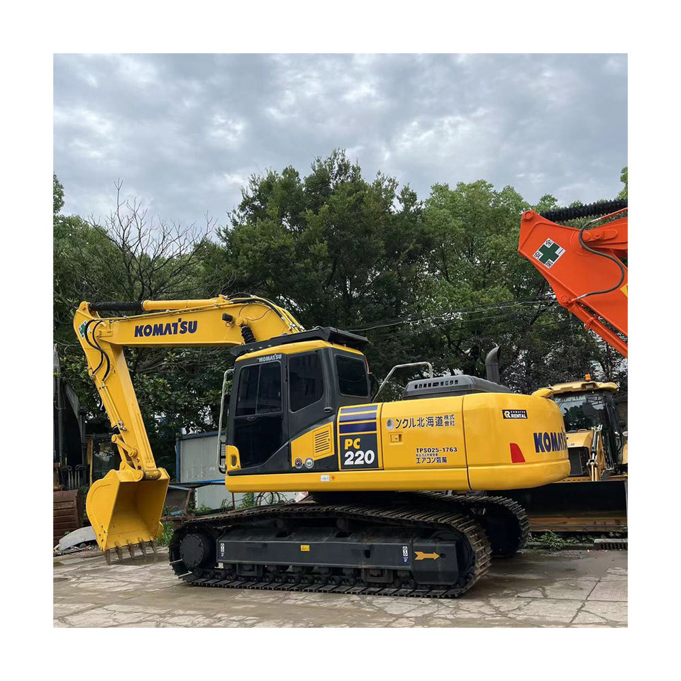 Komatsu PC 220-8 Excavator - Excavadora de cadenas: foto 1 Komatsu PC 220-8 Excavator - Excavadora de cadenas: foto 1
