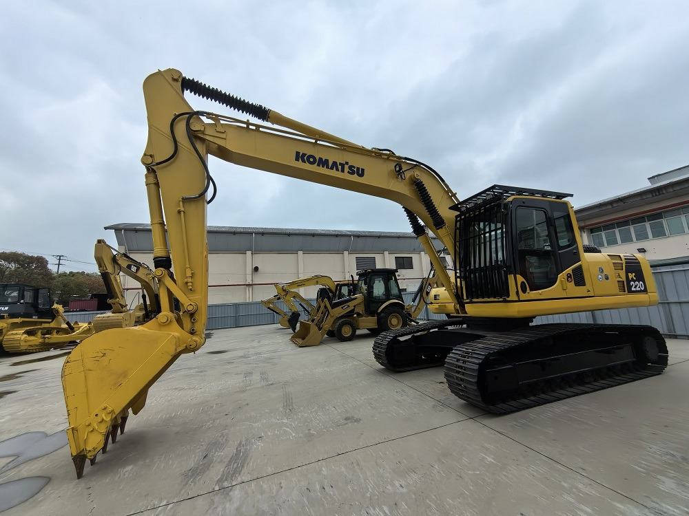 Komatsu PC 220-8 Excavator - Excavadora de cadenas: foto 2 Komatsu PC 220-8 Excavator - Excavadora de cadenas: foto 2