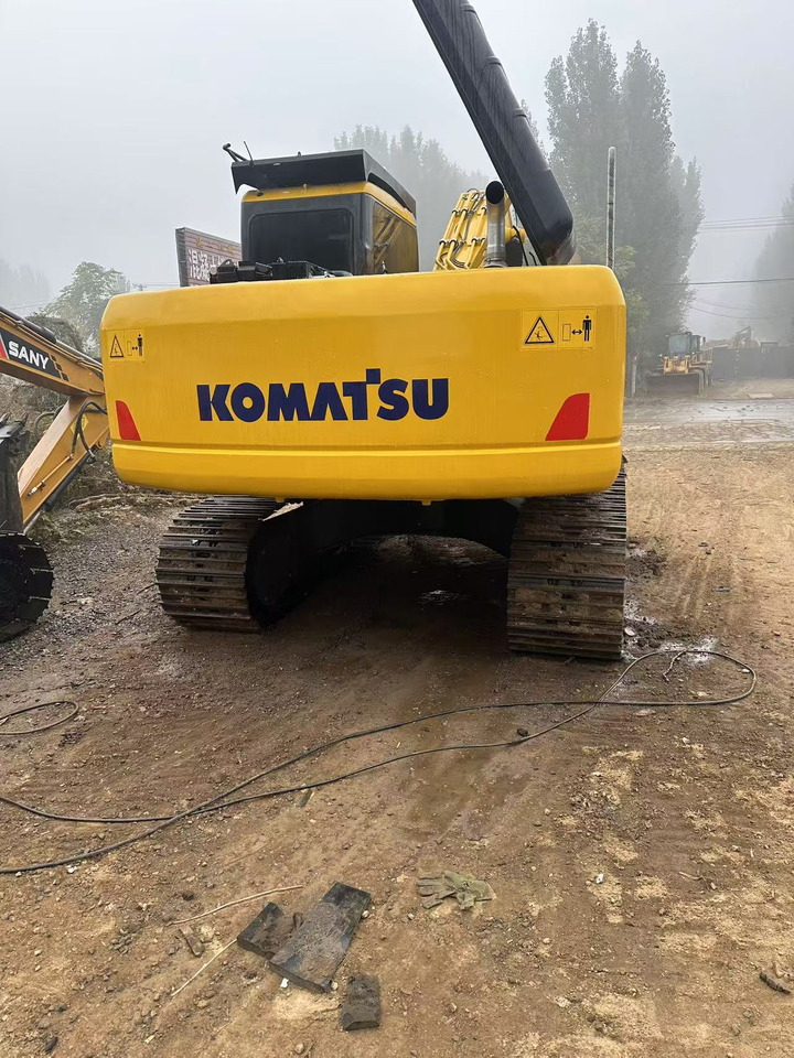 Komatsu PC200-7 excavator - Excavadora de cadenas: foto 4 Komatsu PC200-7 excavator - Excavadora de cadenas: foto 4