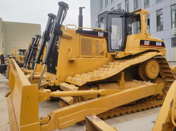 Original Japan Used Bulldozer CAT D6R LGP For Sale used cat d6r caterpillar bulldozer in stock - Bulldozer: foto 2 Original Japan Used Bulldozer CAT D6R LGP For Sale used cat d6r caterpillar bulldozer in stock - Bulldozer: foto 2