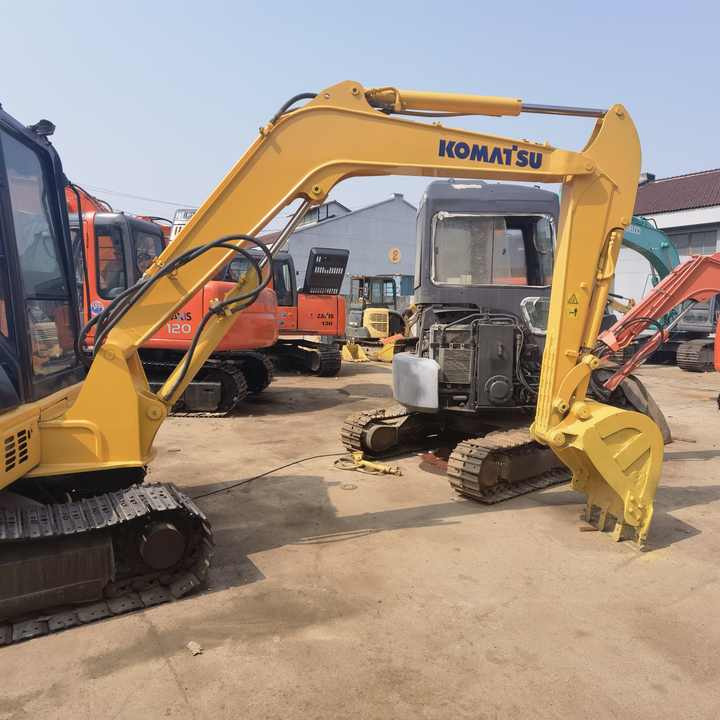 Second hand excavators Komatsu mini excavator PC55MR digger PC35 PC55 PC65 used excavator for sale - Miniexcavadora: foto 2 Second hand excavators Komatsu mini excavator PC55MR digger PC35 PC55 PC65 used excavator for sale - Miniexcavadora: foto 2