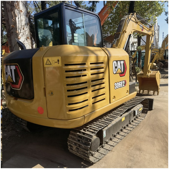 Used Cat 306E2 Small Excavators 6 ton Originally Japan Good Working Condition used mini excavator - Excavadora de cadenas: foto 1 Used Cat 306E2 Small Excavators 6 ton Originally Japan Good Working Condition used mini excavator - Excavadora de cadenas: foto 1