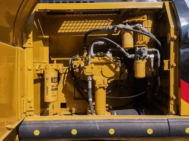 Used caterpillar 325D excavator with good quality original japan on sale in shanghai yard - Excavadora de cadenas: foto 5 Used caterpillar 325D excavator with good quality original japan on sale in shanghai yard - Excavadora de cadenas: foto 5