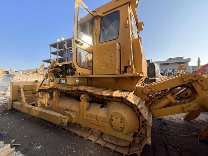 Cat d6g crawler tractor Cat D6g bullDozer Used high quality cat d6r d6g d7g dozer cheap for sale - Bulldozer: foto 4 Cat d6g crawler tractor Cat D6g bullDozer Used high quality cat d6r d6g d7g dozer cheap for sale - Bulldozer: foto 4