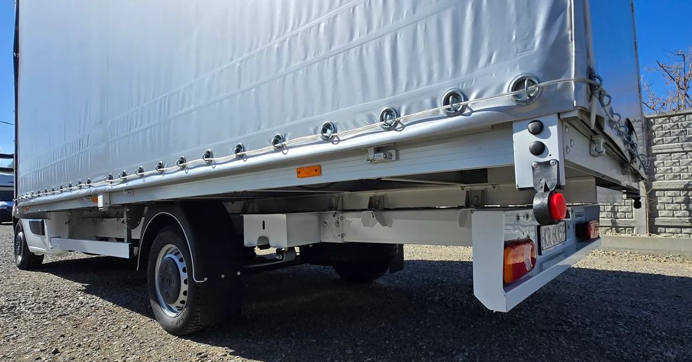 Furgoneta con lona Renault Master 2x +zabudowa 12 palet-reg wysokości Spanie XXL: foto 14