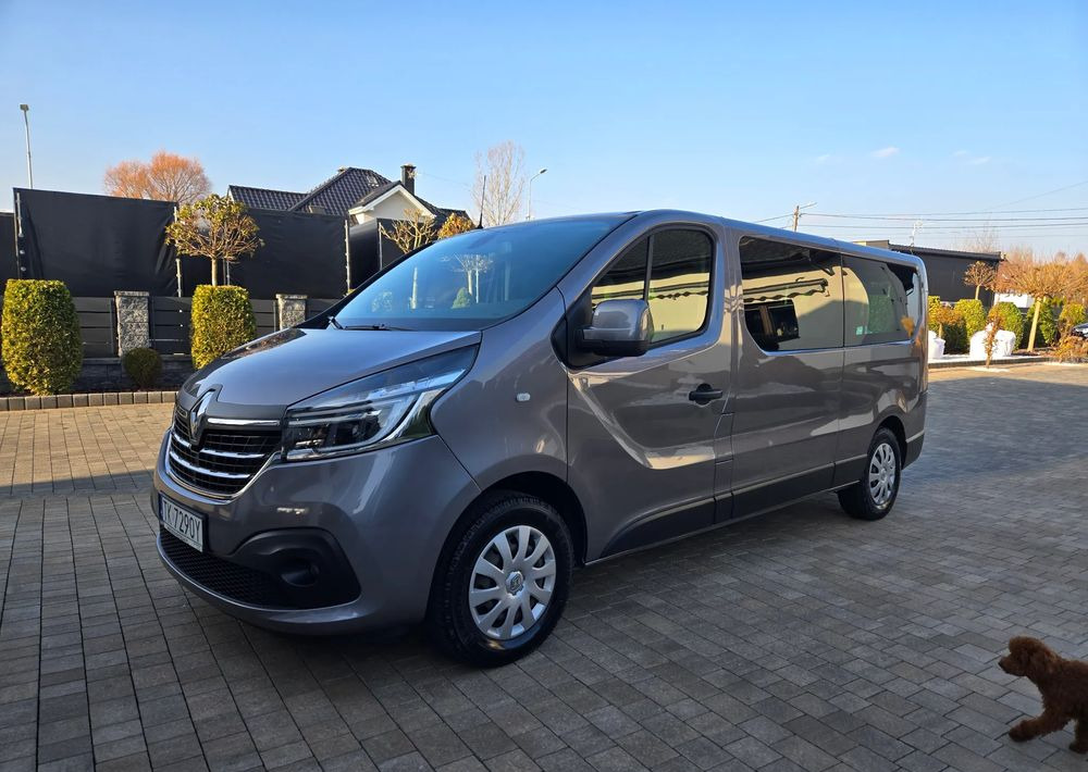 Renault Trafic Grand SpaceClass 2.0 dCi EDC - Minibús, Furgoneta de pasajeros: foto 2 Renault Trafic Grand SpaceClass 2.0 dCi EDC - Minibús, Furgoneta de pasajeros: foto 2