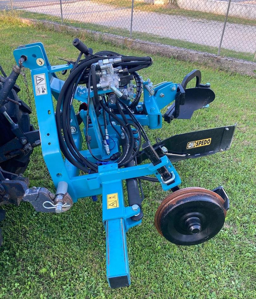 Interceppo Spedo Eco Iseo - Equipo para trabajo del suelo: foto 1 Interceppo Spedo Eco Iseo - Equipo para trabajo del suelo: foto 1