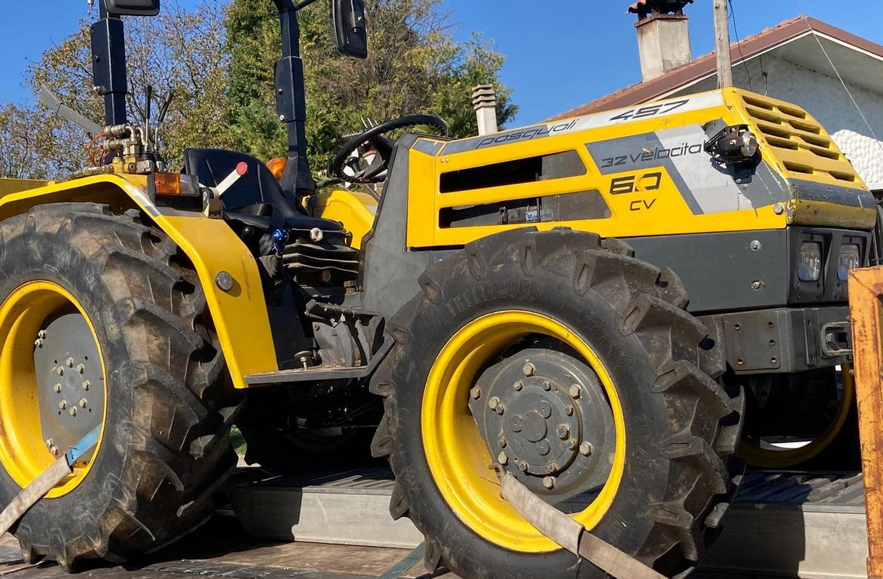 Trattore Pasquali 457 4RM - Tractor: foto 1 Trattore Pasquali 457 4RM - Tractor: foto 1