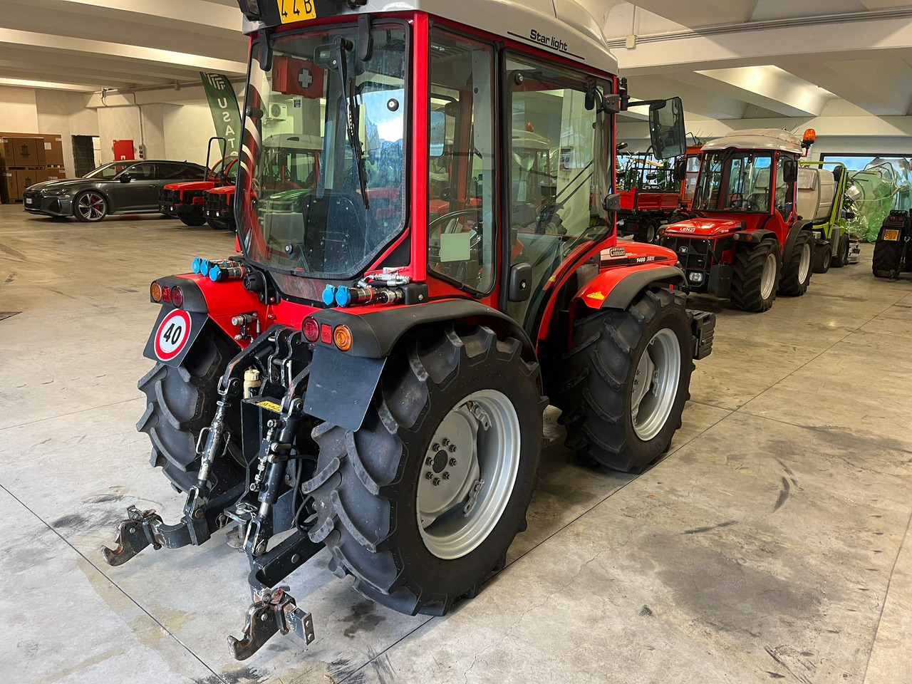 ANTONIO CARRARO SRX 9400 - Tractor: foto 5 ANTONIO CARRARO SRX 9400 - Tractor: foto 5