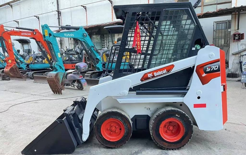 Bobcat S 70 - Minicargadora: foto 1 Bobcat S 70 - Minicargadora: foto 1