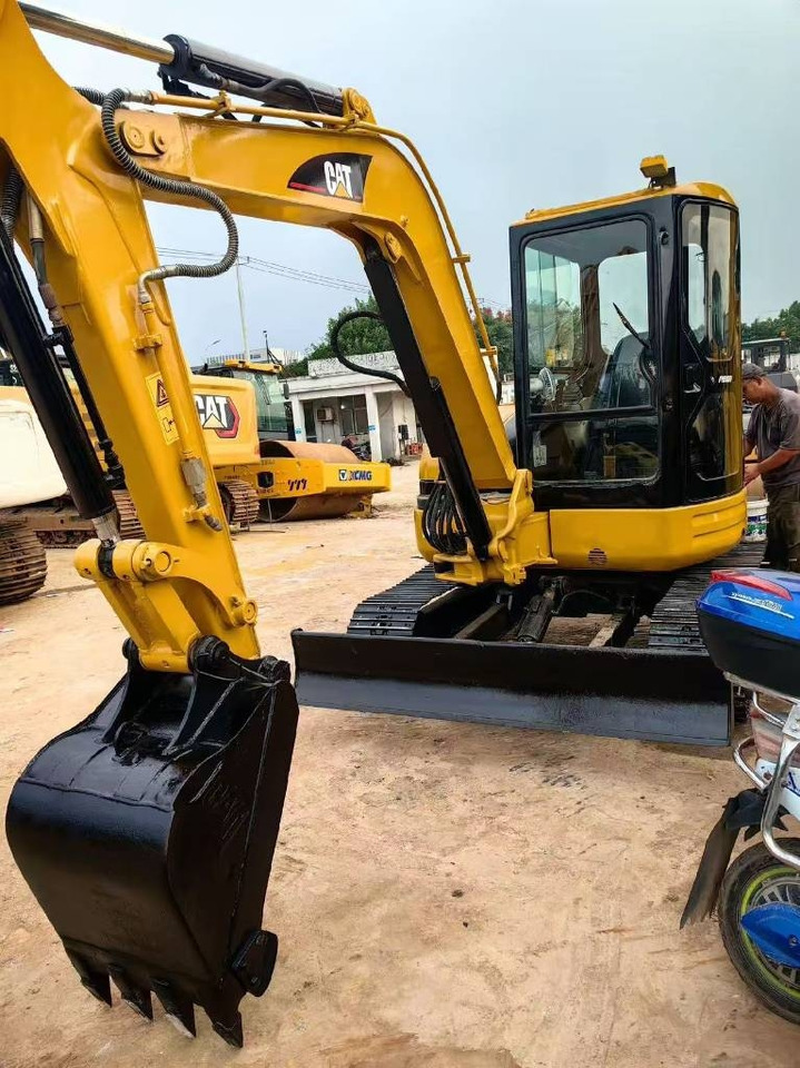 CAT 304 C CR - Miniexcavadora: foto 1 CAT 304 C CR - Miniexcavadora: foto 1