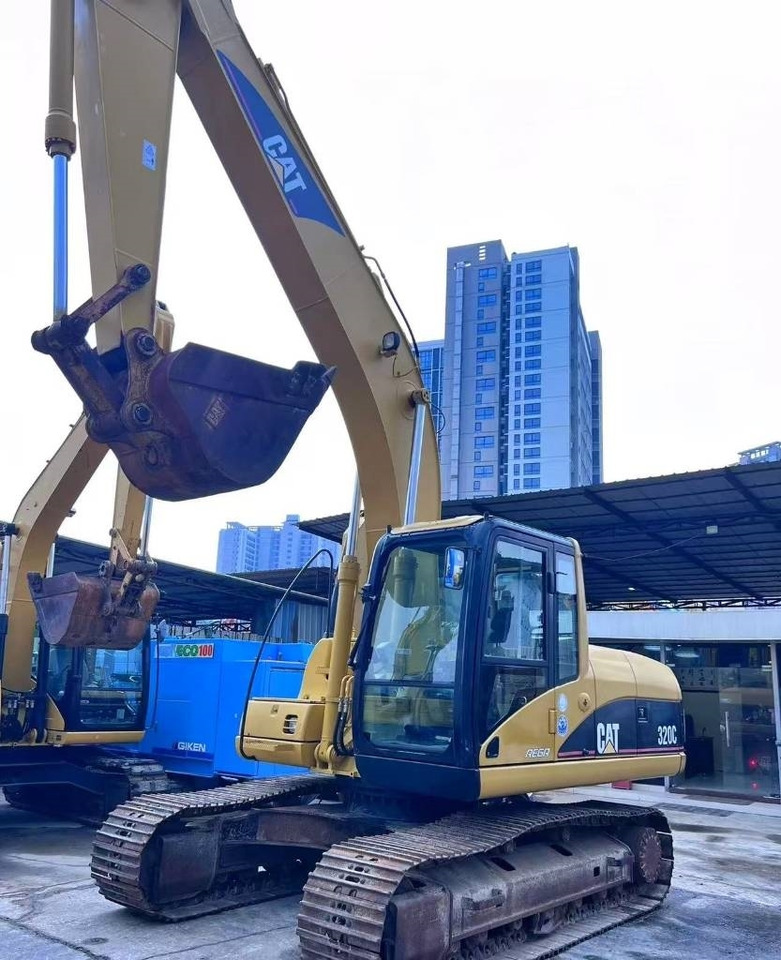 Excavadora de cadenas CAT 320 C: foto 9