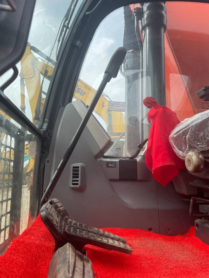 Doosan DX 225 - Excavadora de cadenas: foto 3 Doosan DX 225 - Excavadora de cadenas: foto 3