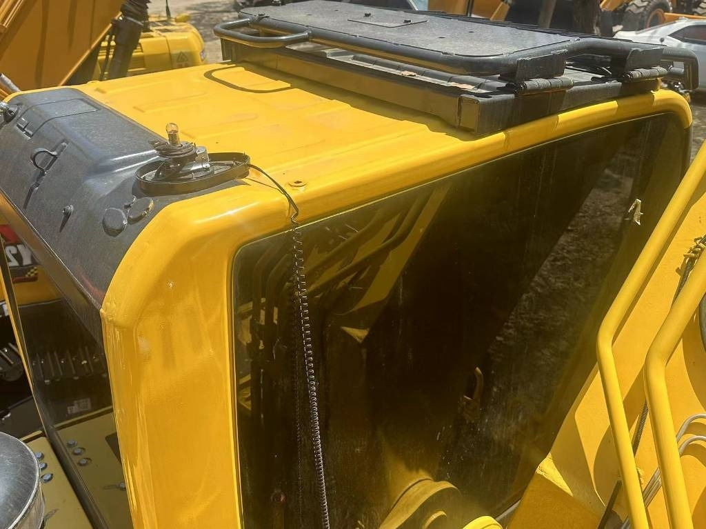 Komatsu PC 240 LC-8 - Excavadora de cadenas: foto 3 Komatsu PC 240 LC-8 - Excavadora de cadenas: foto 3