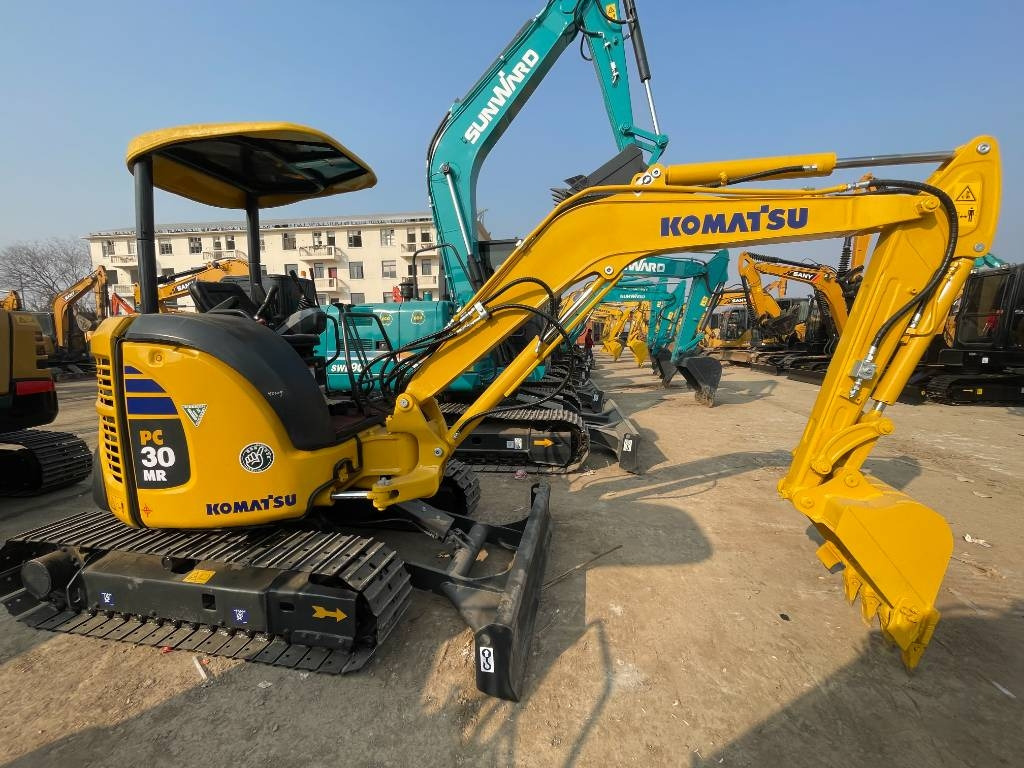Komatsu PC 30 - Miniexcavadora: foto 1 Komatsu PC 30 - Miniexcavadora: foto 1