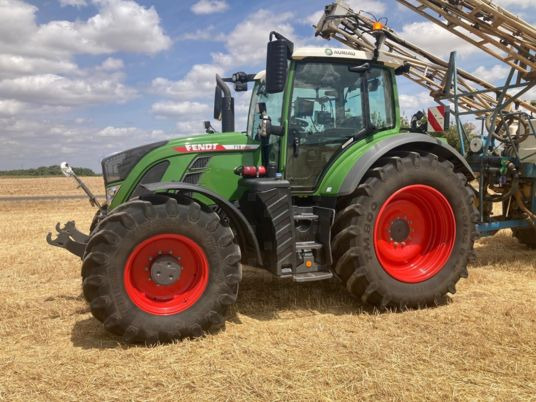 Fendt 718 PROFI PLUS - Tractor: foto 4 Fendt 718 PROFI PLUS - Tractor: foto 4