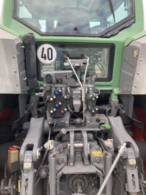 Tractor Fendt 824 VARIO SCR PROFI: foto 8