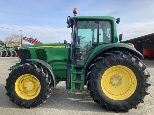John Deere 6920 PREMIUM - Tractor: foto 1 John Deere 6920 PREMIUM - Tractor: foto 1