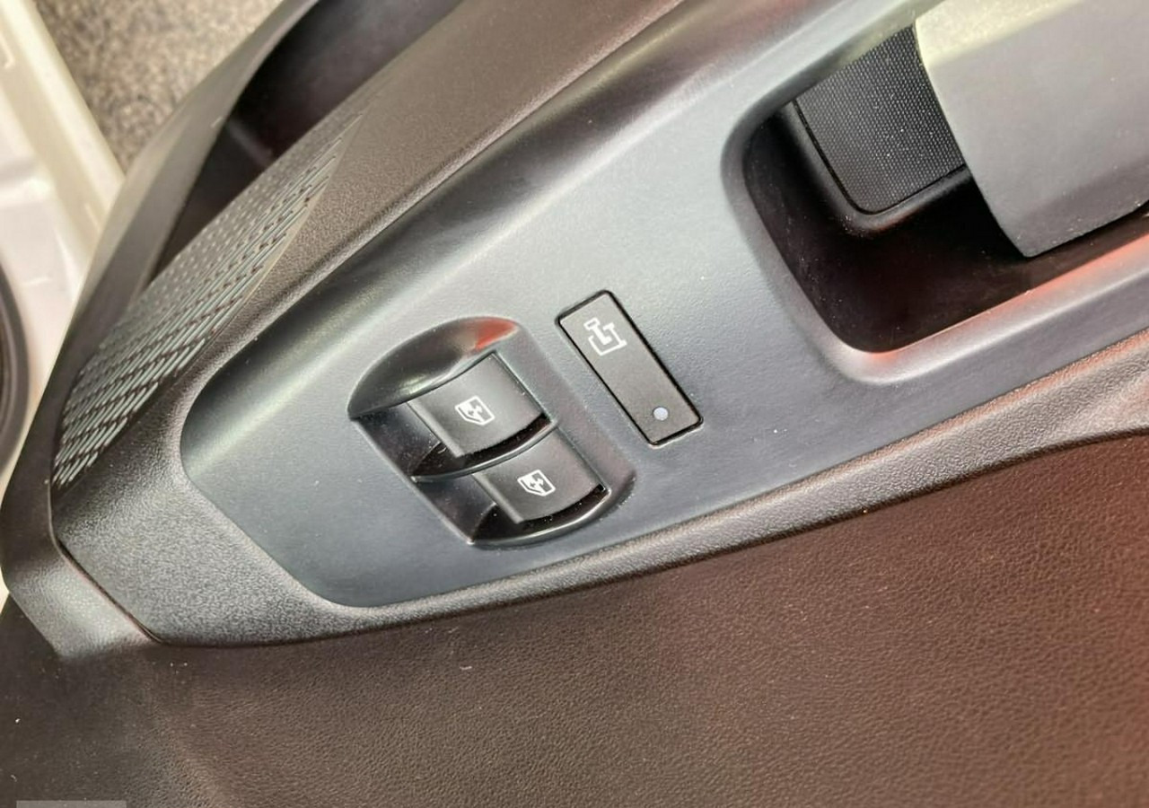 Furgoneta frigorifica Fiat Doblo Fiat Doblo 1,6 jtd ECO Flex chłodnia do leków 2017: foto 15