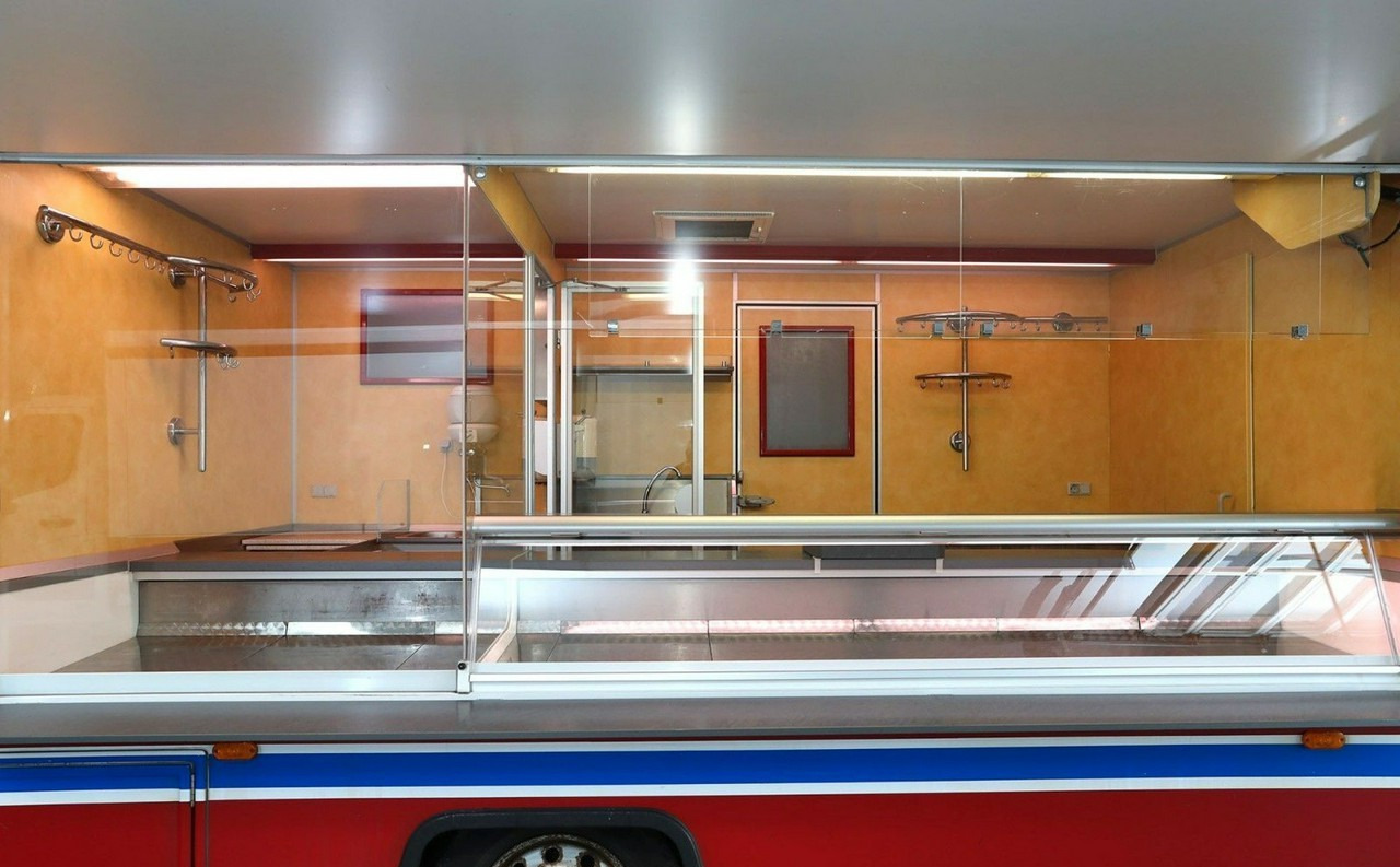 Fiat Ducato Autosklep Gastronomiczny Food Truck Foodtruck sklep W-zasil Borco 20 - Camión tienda: foto 3 Fiat Ducato Autosklep Gastronomiczny Food Truck Foodtruck sklep W-zasil Borco 20 - Camión tienda: foto 3