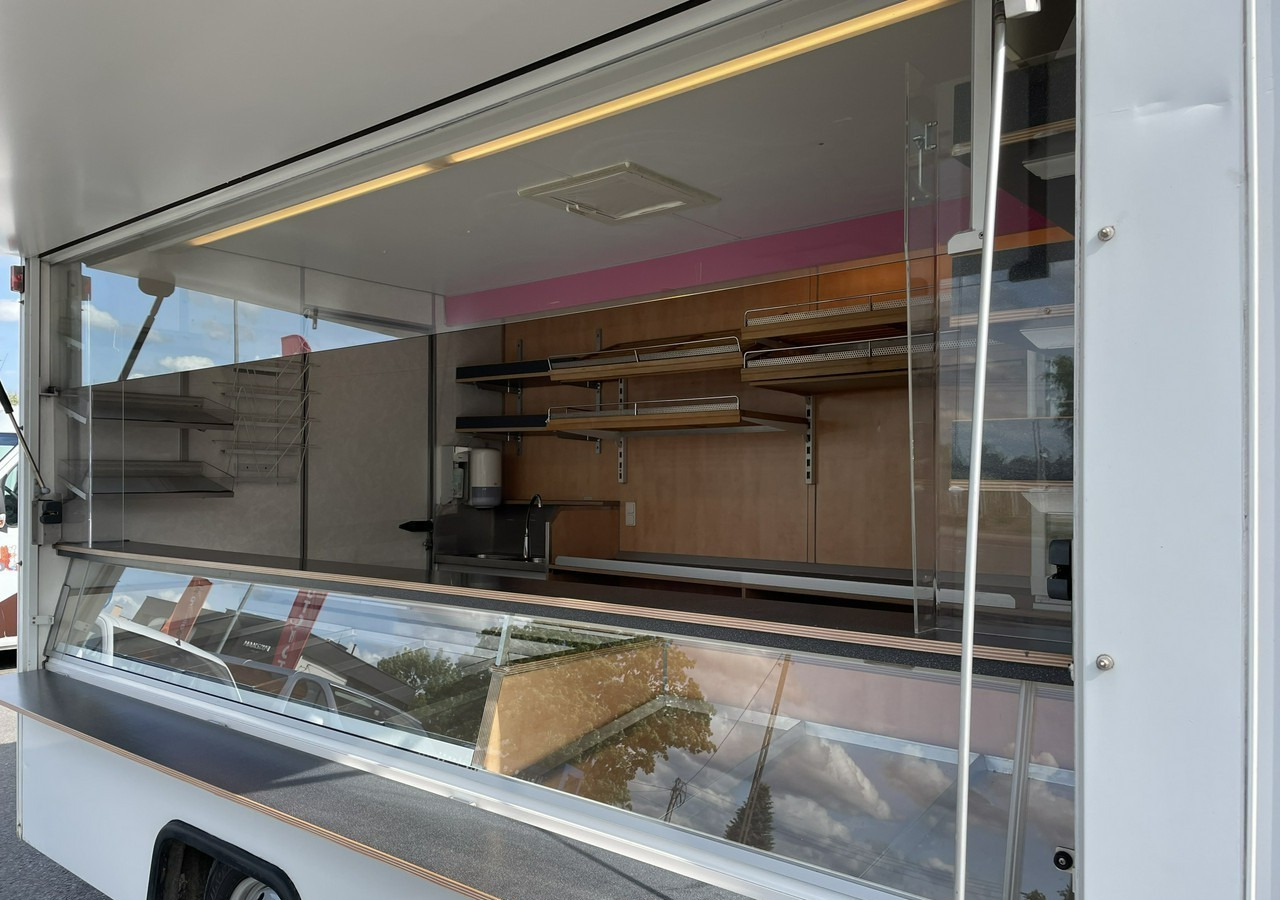 Fiat Ducato Ducato Autosklep Gastronomiczny Food Truck Foodtruck sklep Borco 200 - Camión tienda: foto 3 Fiat Ducato Ducato Autosklep Gastronomiczny Food Truck Foodtruck sklep Borco 200 - Camión tienda: foto 3