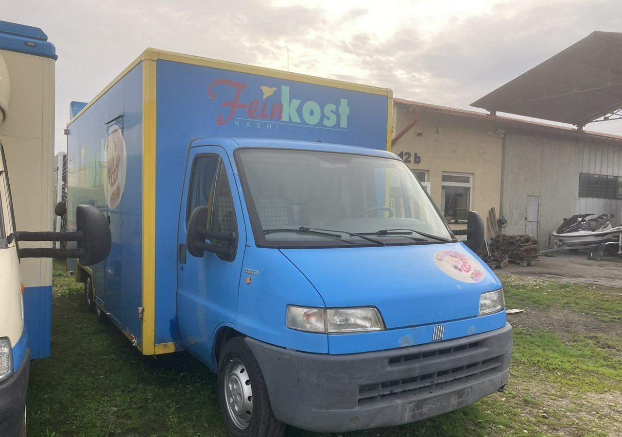 Fiat Ducato Ducato Autosklep wędlin Gastronomiczny Food Truck Foodtruck sklep - Camión tienda: foto 3 Fiat Ducato Ducato Autosklep wędlin Gastronomiczny Food Truck Foodtruck sklep - Camión tienda: foto 3