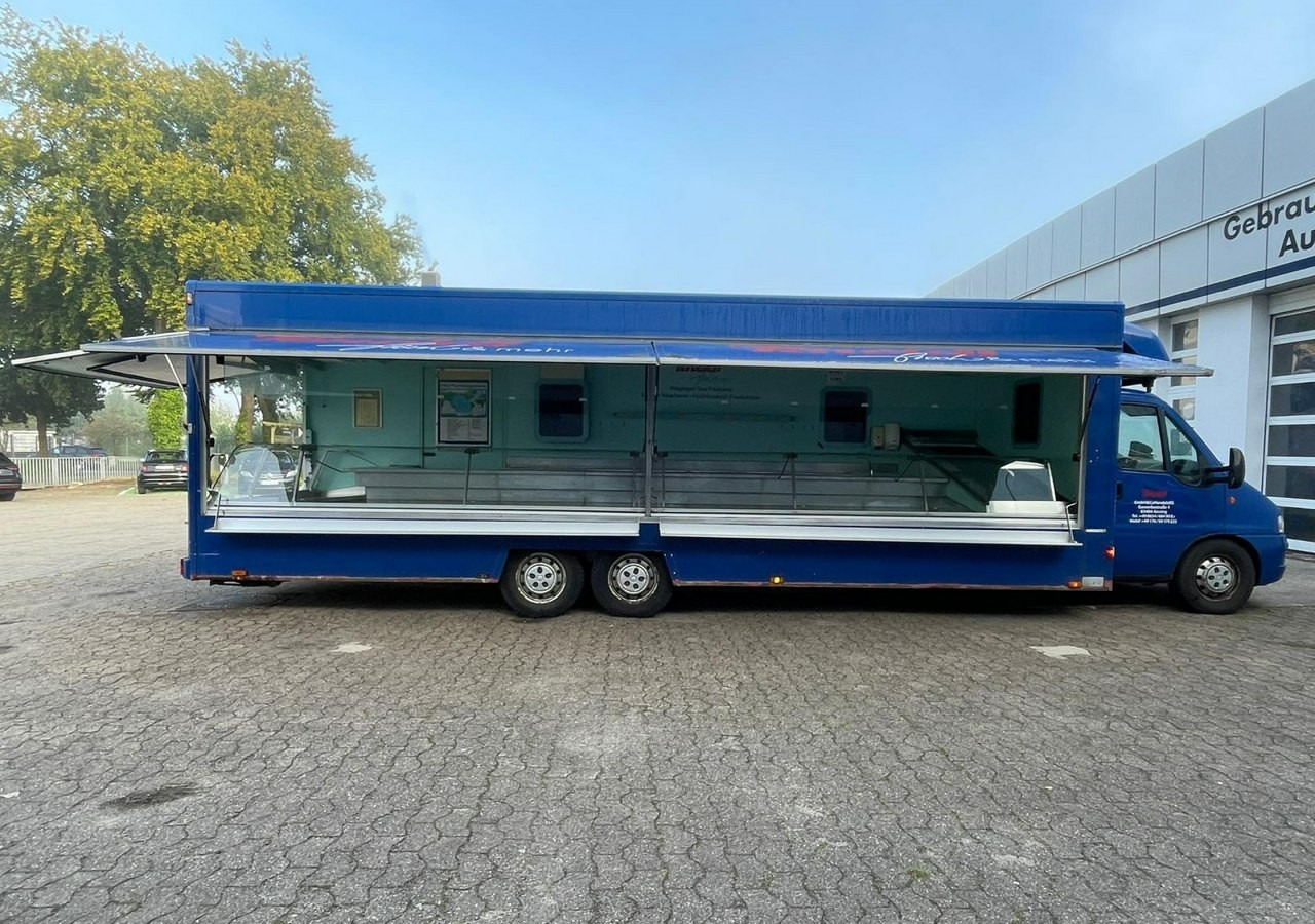 Fiat Ducato Ducato Autosklep wędlin Gastronomiczny Food Truck Foodtruck sklep ba - Camión tienda: foto 2 Fiat Ducato Ducato Autosklep wędlin Gastronomiczny Food Truck Foodtruck sklep ba - Camión tienda: foto 2