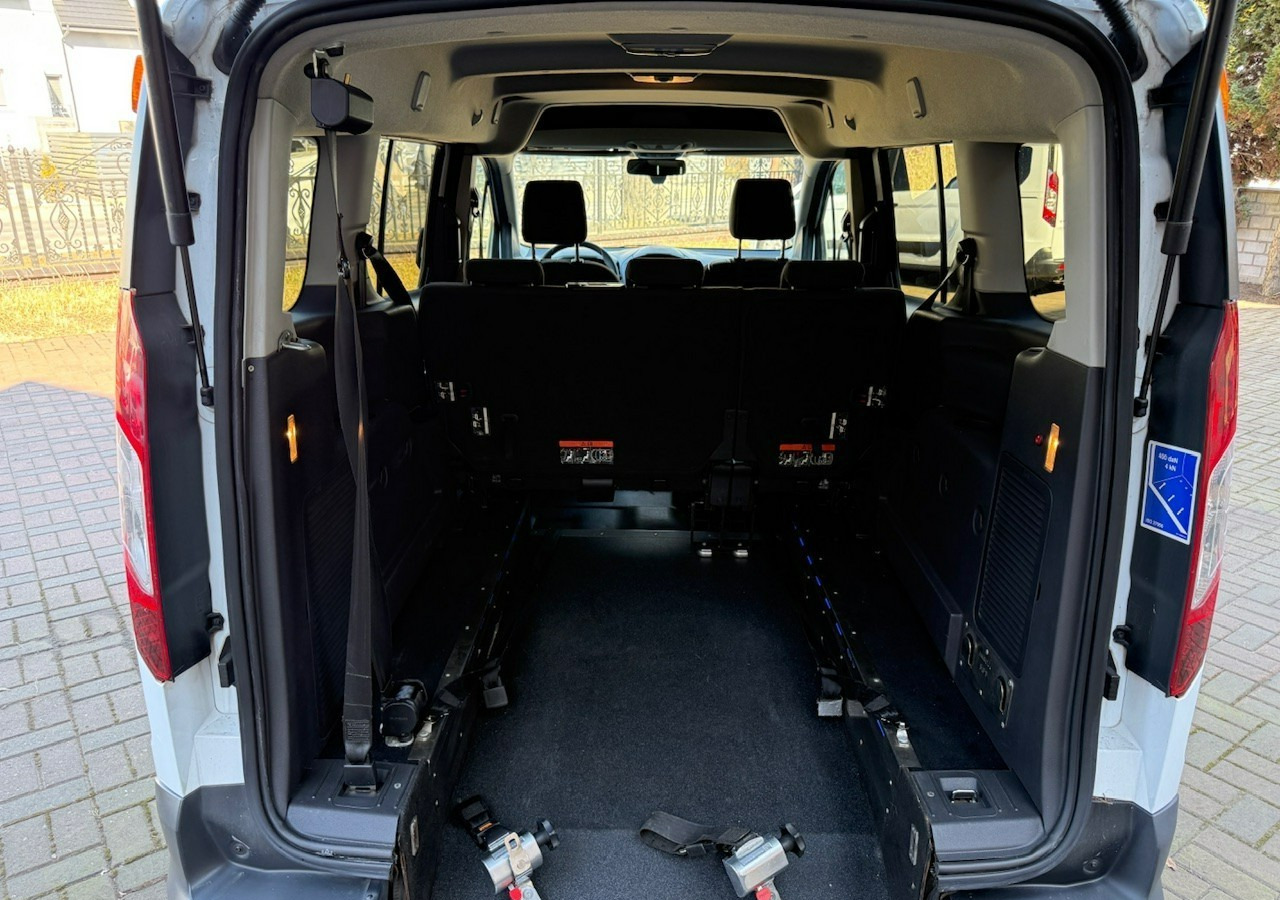 Ford Transit Connect Ford Connect dla niepełnosprawnych Rampa Inwalida 2019 - Coche: foto 2 Ford Transit Connect Ford Connect dla niepełnosprawnych Rampa Inwalida 2019 - Coche: foto 2