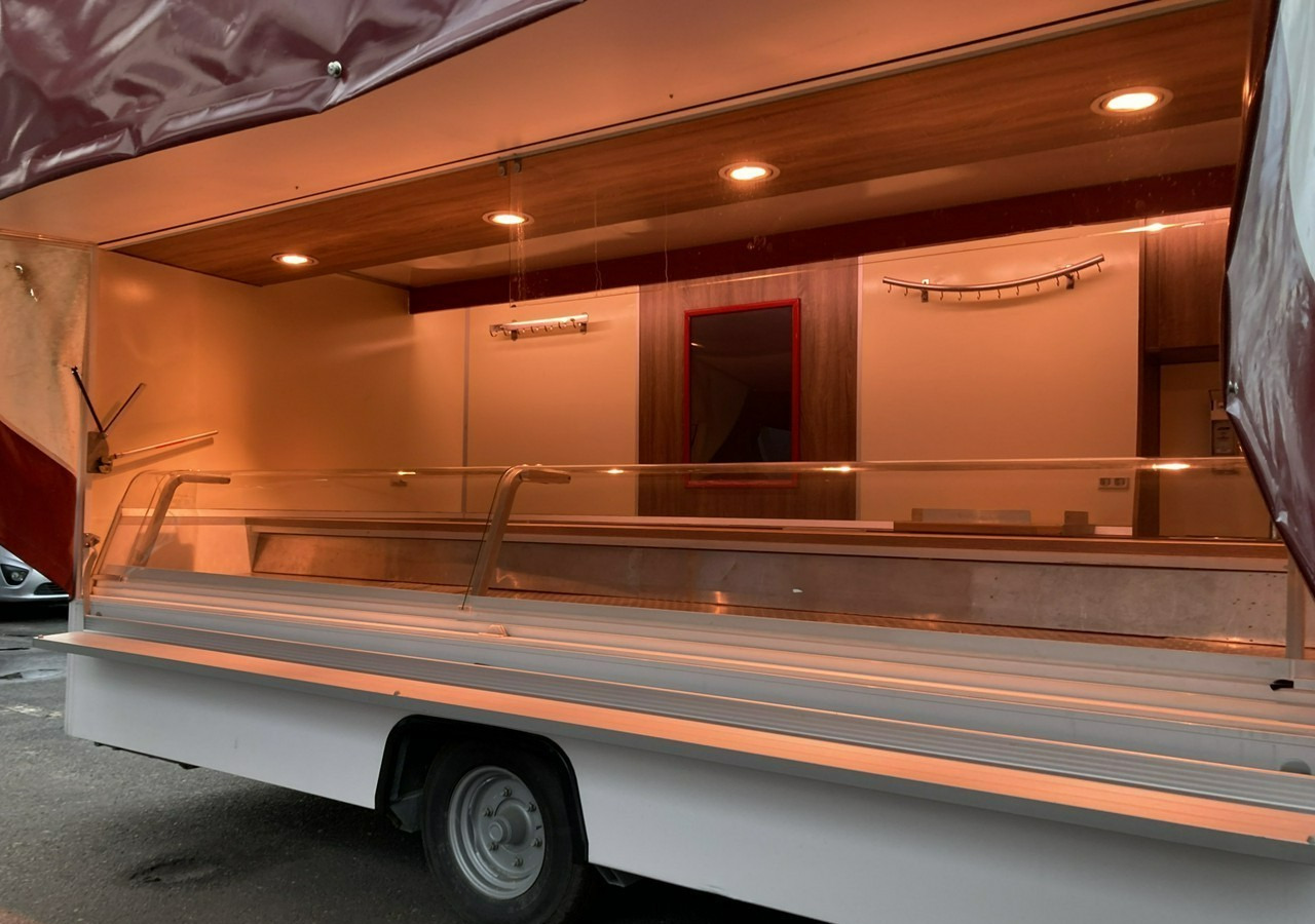 Inna Inny Przycze Autosklep wędli Gastronomiczna food truck foodtruck sklep 20 - Remolque venta ambulante: foto 1 Inna Inny Przycze Autosklep wędli Gastronomiczna food truck foodtruck sklep 20 - Remolque venta ambulante: foto 1