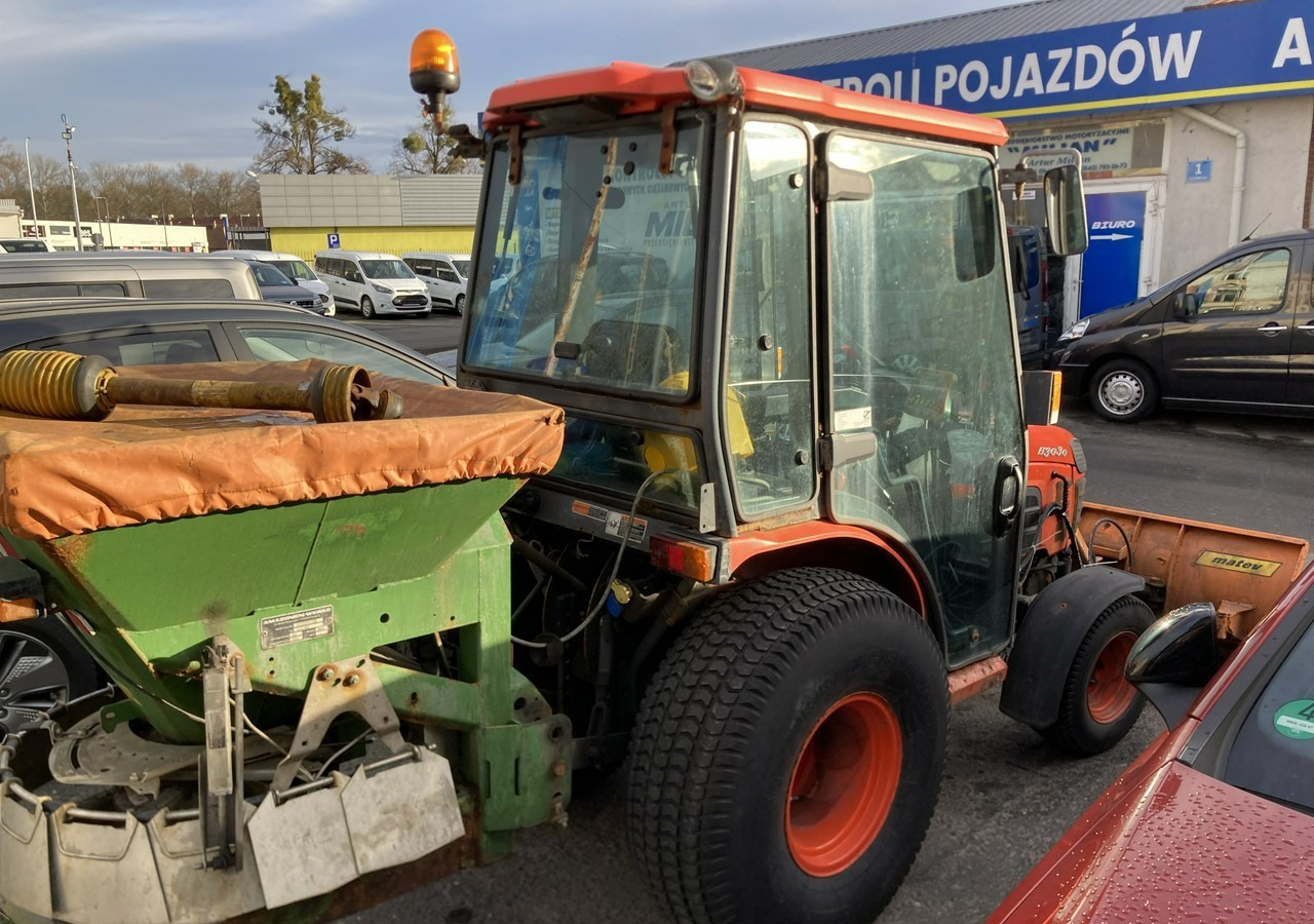 Tractor municipal Inna Inny Traktor Kubota 4X4 B 3030 Odśnieżarka posypywarka Pług 2011: foto 7