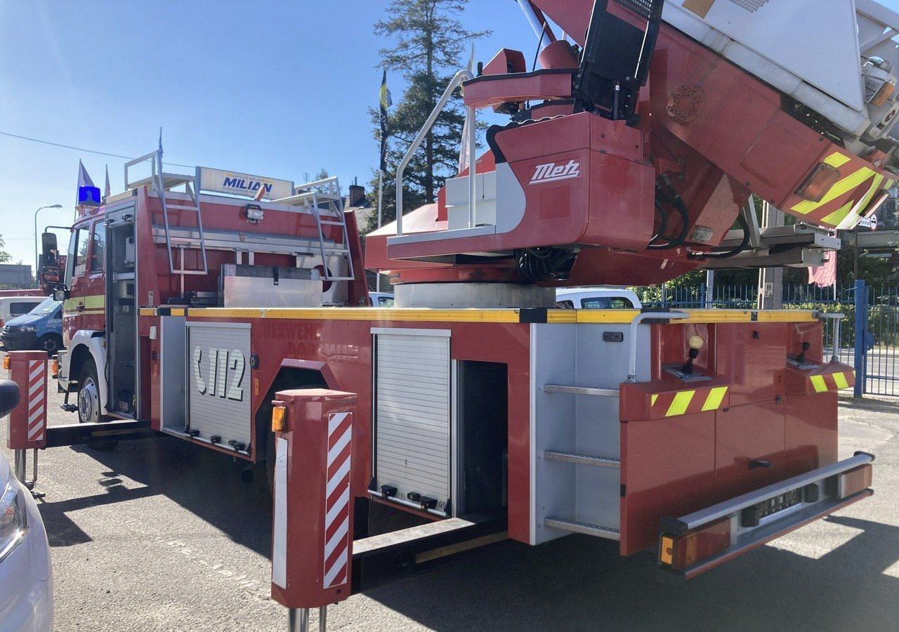 Camión de bomberos MAN L 2000 MAN 15,280 Straż pożarna drabina Strażacka zwyżka 32m Metz Model 20: foto 12