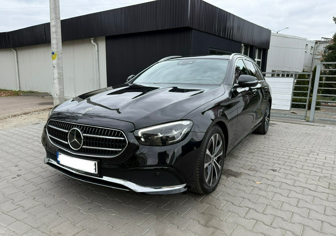 Mercedes-Benz Klasa E E300de EQ-Power Hybrid 50km na prądzie 2.0d 306KM Avantgarde Panoram - Coche: foto 1 Mercedes-Benz Klasa E E300de EQ-Power Hybrid 50km na prądzie 2.0d 306KM Avantgarde Panoram - Coche: foto 1
