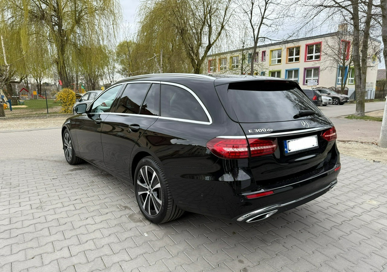 Mercedes-Benz Klasa E E300de EQ-Power Hybrid 50km na prądzie 2.0d 306KM Avantgarde Panoram - Coche: foto 3 Mercedes-Benz Klasa E E300de EQ-Power Hybrid 50km na prądzie 2.0d 306KM Avantgarde Panoram - Coche: foto 3