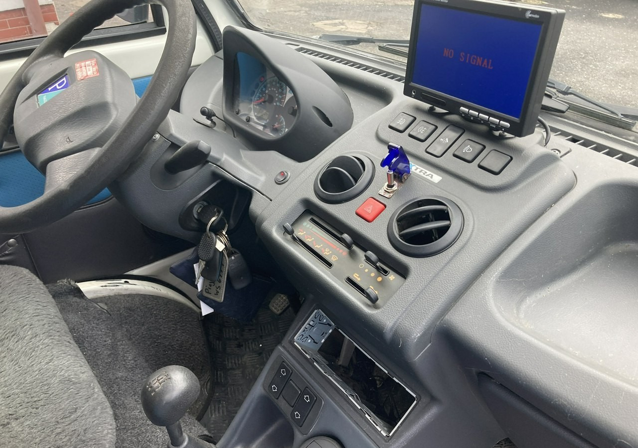 Piaggio Piaggio Porter Śmieciarka Wywrotka 2015 - Camión de basura: foto 3 Piaggio Piaggio Porter Śmieciarka Wywrotka 2015 - Camión de basura: foto 3