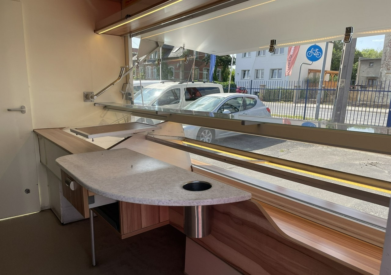 Renault Master Autosklep pieczywa Gastronomiczny Food Truck Foodtruck Sklep Borco20 - Camión tienda: foto 4 Renault Master Autosklep pieczywa Gastronomiczny Food Truck Foodtruck Sklep Borco20 - Camión tienda: foto 4