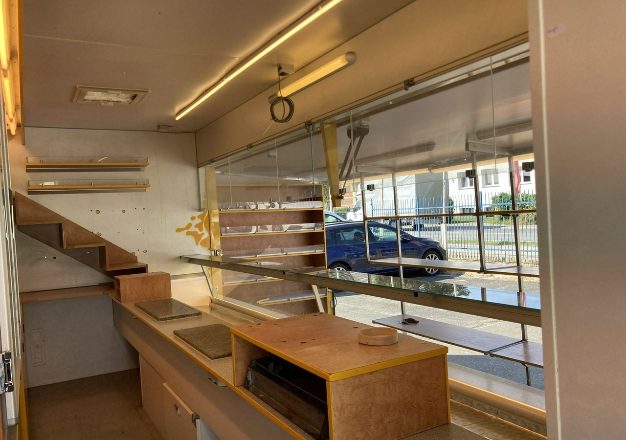 Camión tienda Renault Master Autosklep wędlin sklep bar Gastronomiczny Food Truck Foodtruck Borco: foto 10