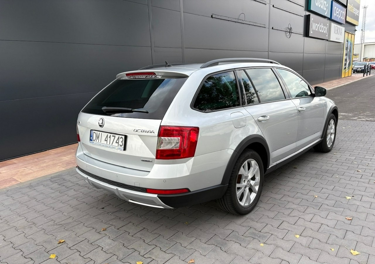 Skoda Octavia III Skoda Octavia 4X4 Scout 2.0 TDI -150KM Model 2017 Bezwypadkowa FV 23 - Coche: foto 4 Skoda Octavia III Skoda Octavia 4X4 Scout 2.0 TDI -150KM Model 2017 Bezwypadkowa FV 23 - Coche: foto 4